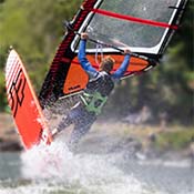 Step 5 instruction for Switch Stance Kono (jibe entry)